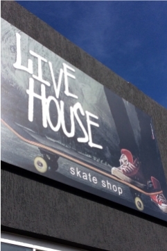 Fachada em Lona Impressa - Live House - Ibaiti PR