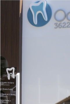 Fachada Revestida em ACM e Letras Caixa - Odontologia Clínica - Jaboti PR