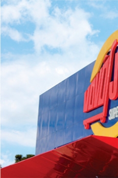Fachada em ACM e Letras Caixa - Vovô João Supermercados Mega Store - Ventania PR